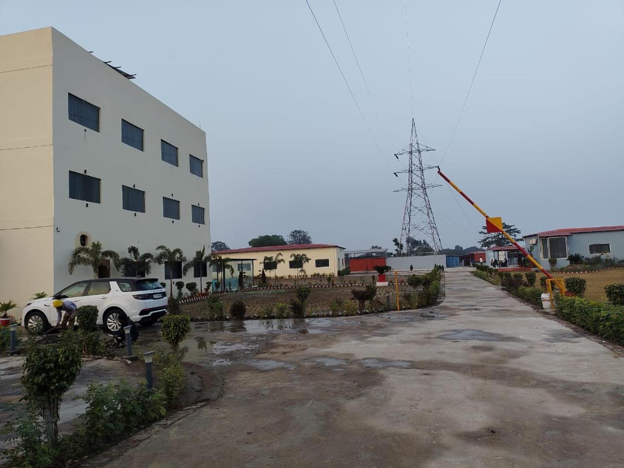 The Velvet Sky Hotel & Resort Bahraich Luaran gambar